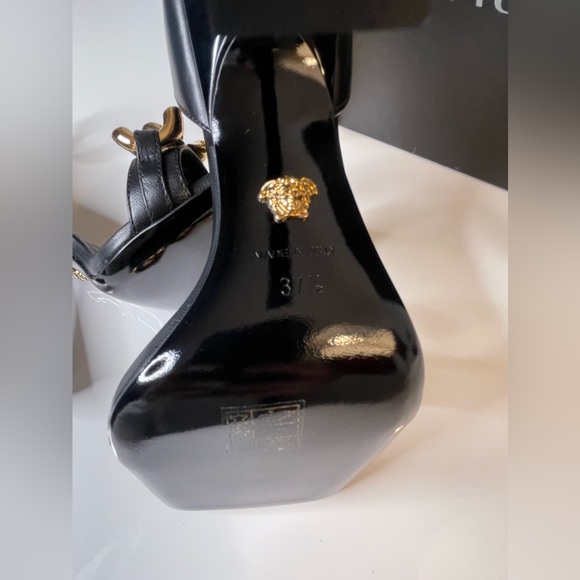 Versace Medusa Chain - 100% Authentic - News - Perfect Condition- 37.5 - DST568P - Picture 12 of 17